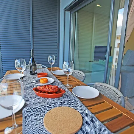 B24 - Terrace Quintao In *