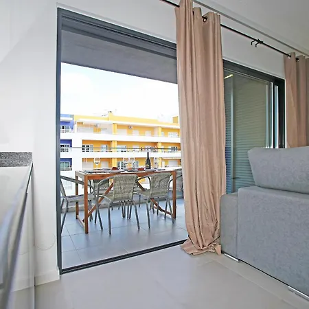 B24 - Terrace Quintao In * Portimão
