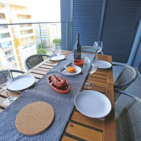 B24 - Terrace Quintao In * Portimão